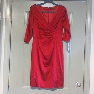 Tahari Arthur S Levine Red Portrait Collar Ruched Satin Sheath Midi Dress Size 8